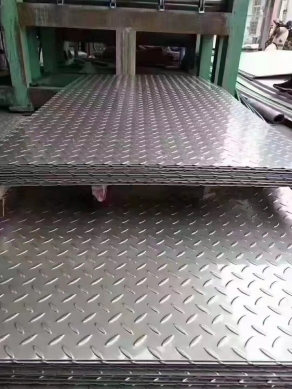不锈钢防滑板