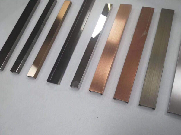 不锈钢材料的密度和硬度分别是多少？